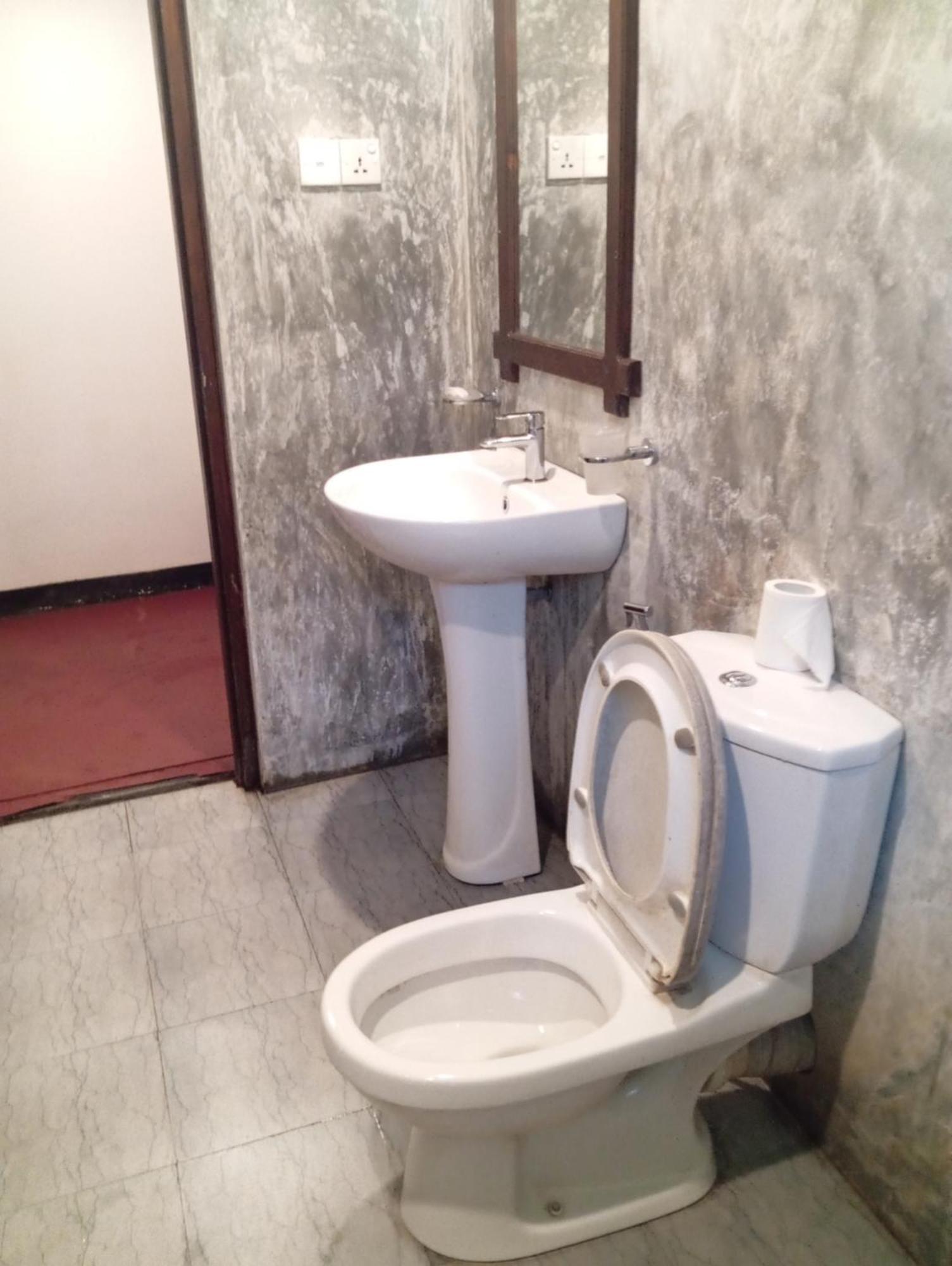 Ella Relax Inn Zewnętrze zdjęcie